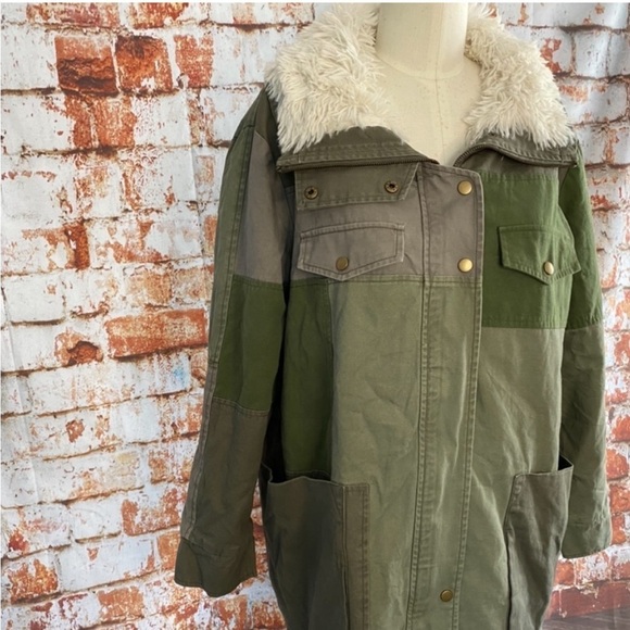 One Teaspoon Green Patchwork Twill Utility Defender Sherpa Fur Lined Coat Small - Picture 3 of 14